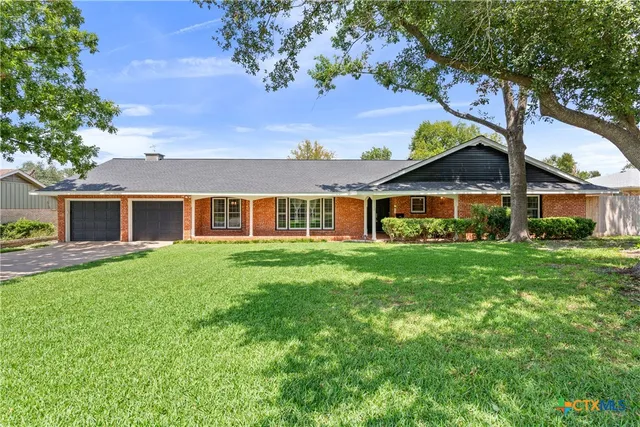 $385,000 | 3104 West Avenue T, Temple, TX 76504