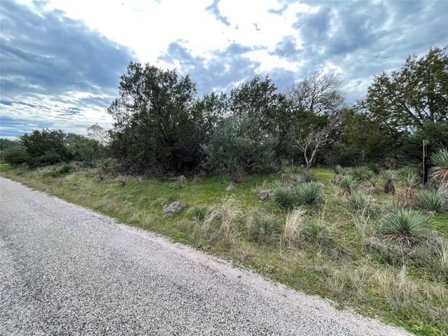 $47,400 | 180-182 West Stonecastle Drive, Granite Shoals, TX 78654