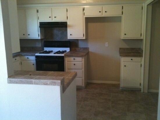 5439 47th Street Lubbock, TX 79414 - Photo 4 of 8 5