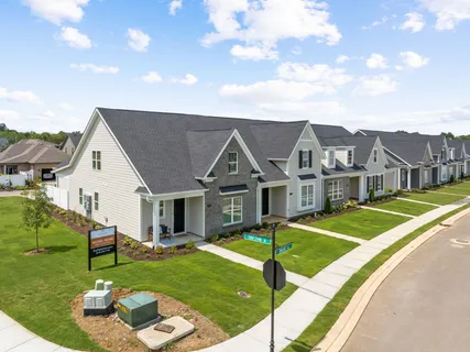 $399,000 | 2526 Elmcroft Avenue, Murfreesboro, TN 37128