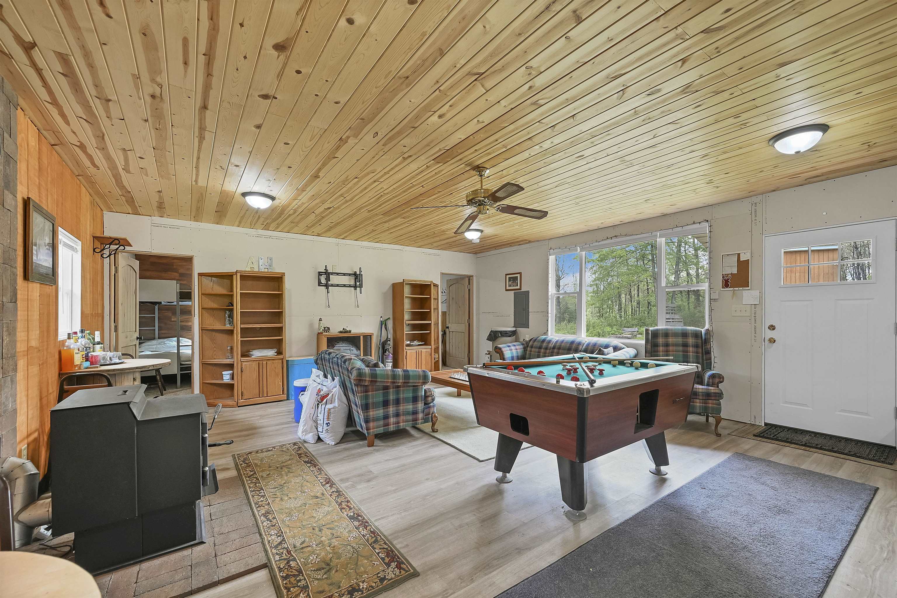W13670 Brooks Lane Crivitz, WI 54114 - Photo 7 of 25