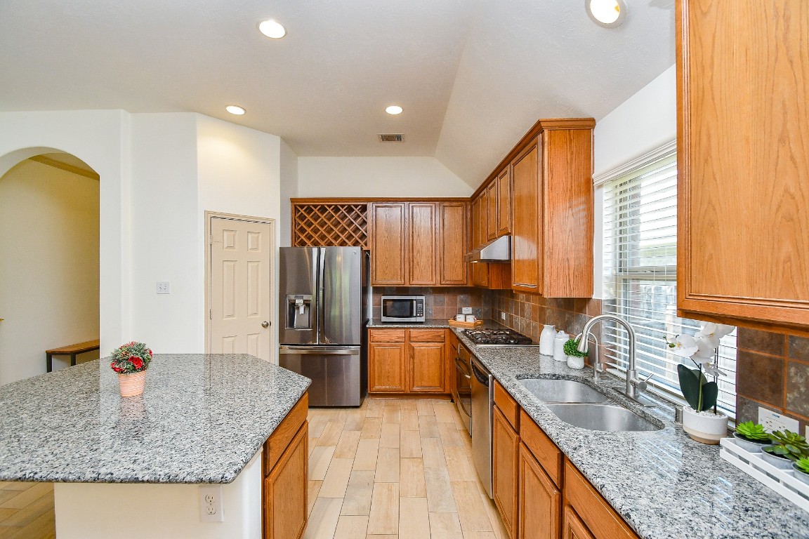 16814 Ranger Ridge Drive Cypress, TX 77429 - Photo 10 of 42