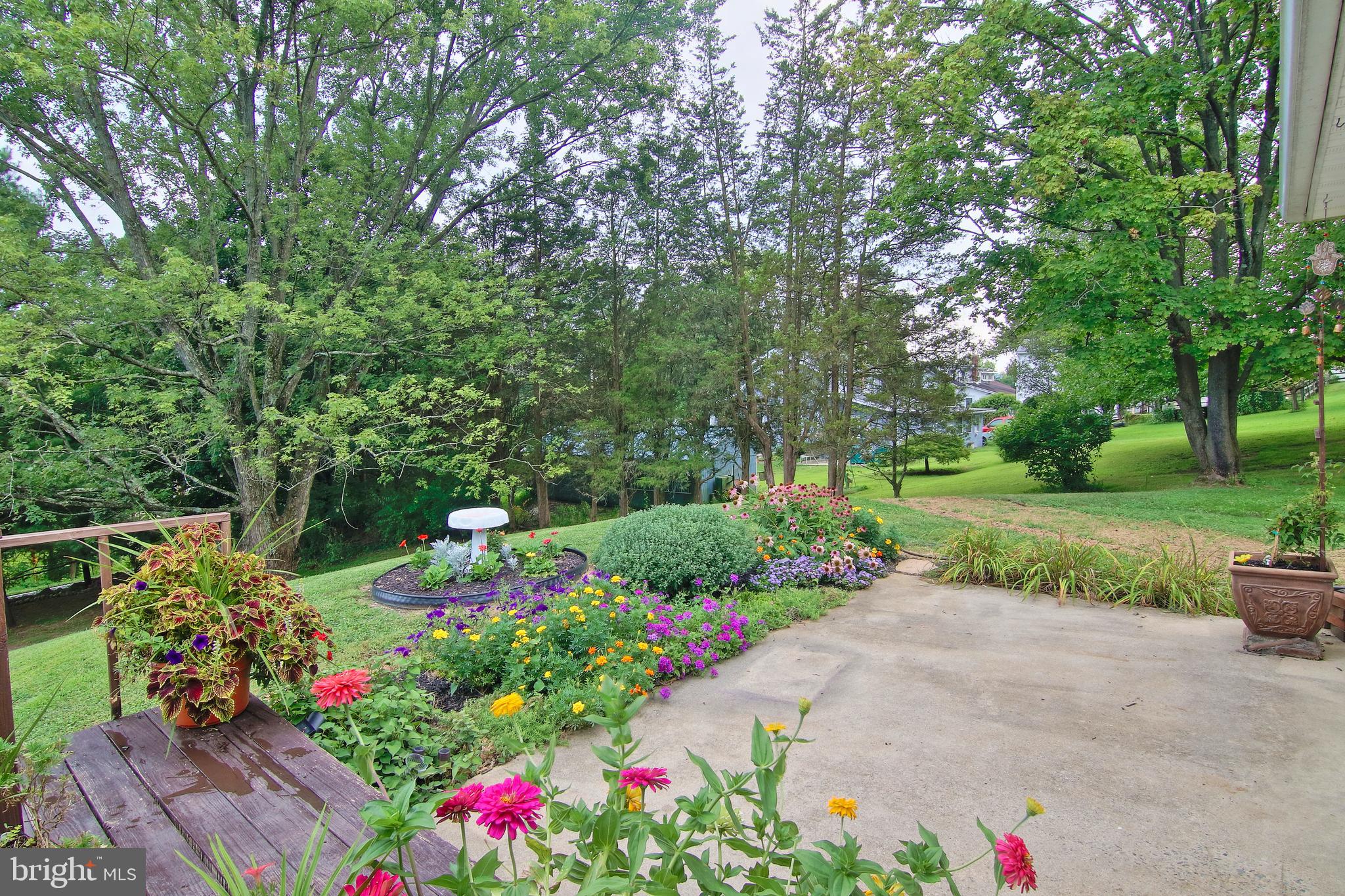 471 Rugby Road Birdsboro, PA 19508 - Photo 16 of 22 Front Patio