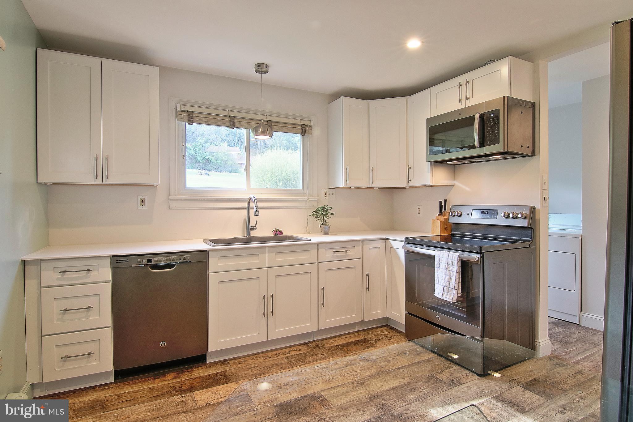 471 Rugby Road Birdsboro, PA 19508 - Photo 3 of 22 Updated Kitchen