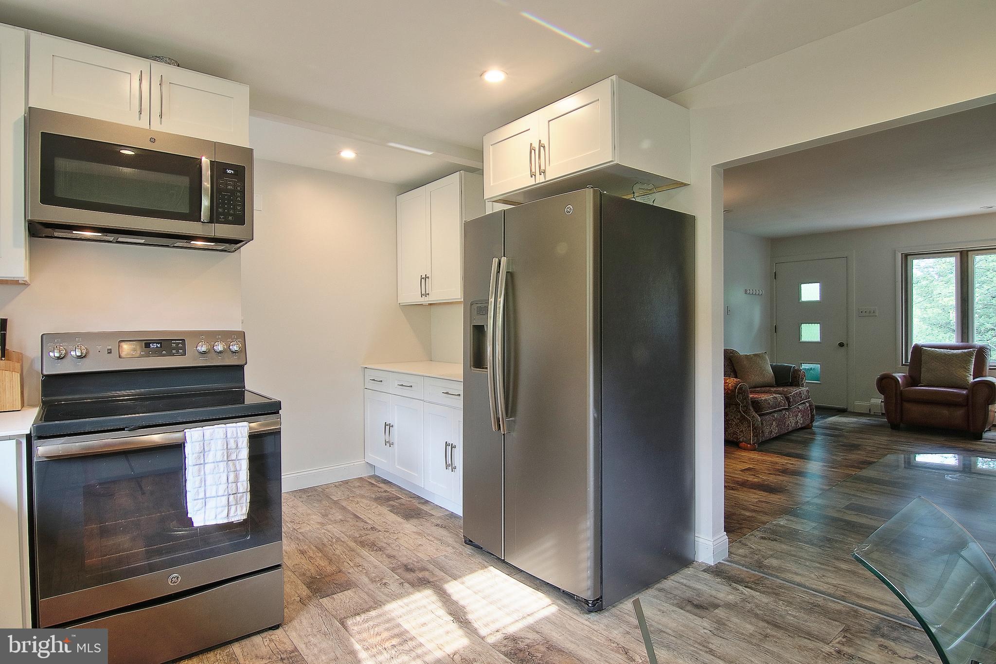 471 Rugby Road Birdsboro, PA 19508 - Photo 4 of 22 Updated Kitchen