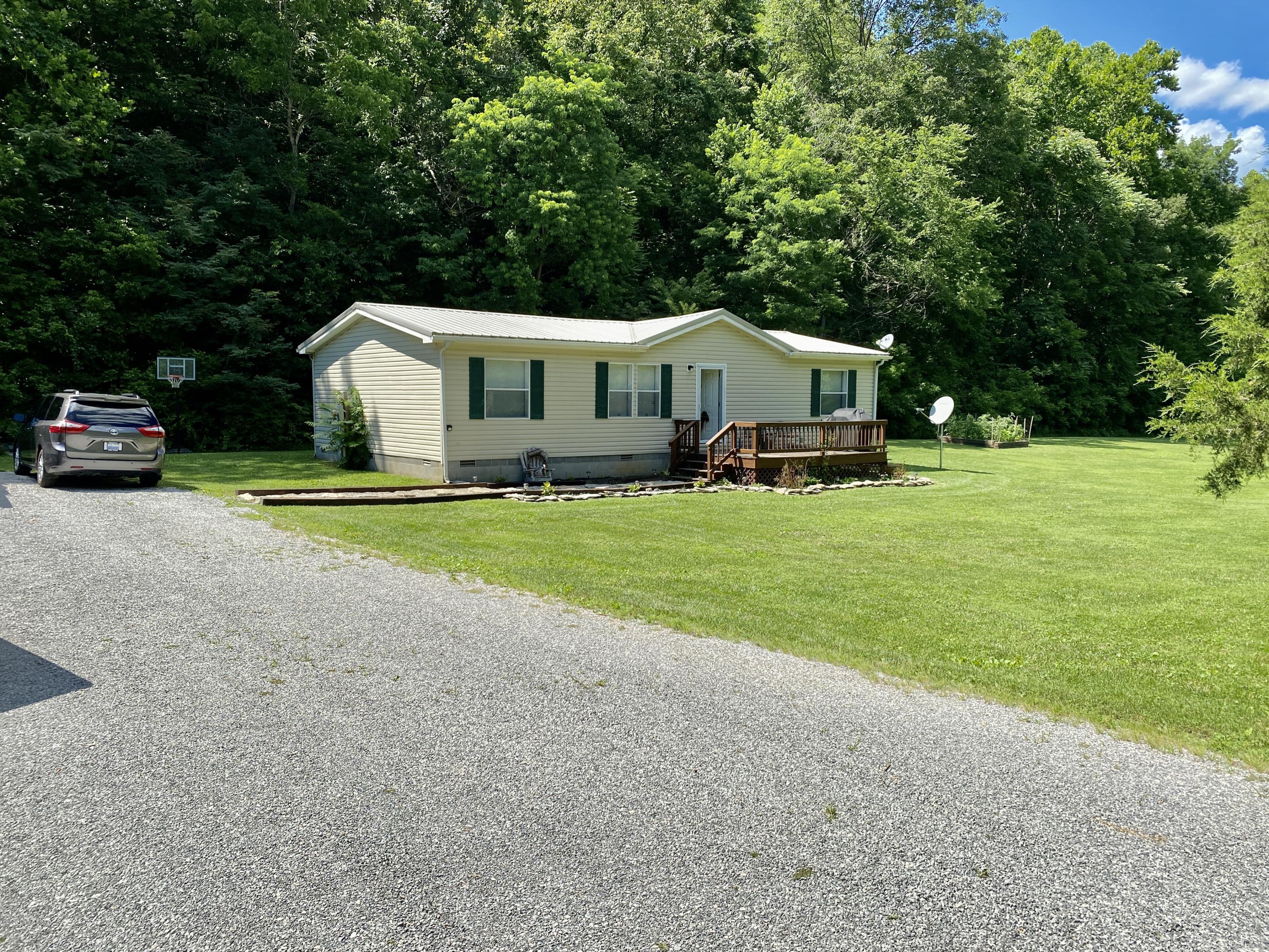 1672 East Prong Locust Road Milton, KY 40045 - Photo 1 of 27 Front