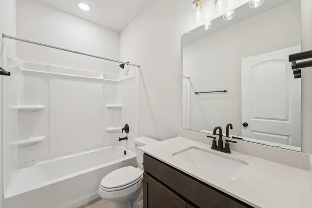 $438,997 | 101 Clover Bend, Liberty Hill, TX 78642