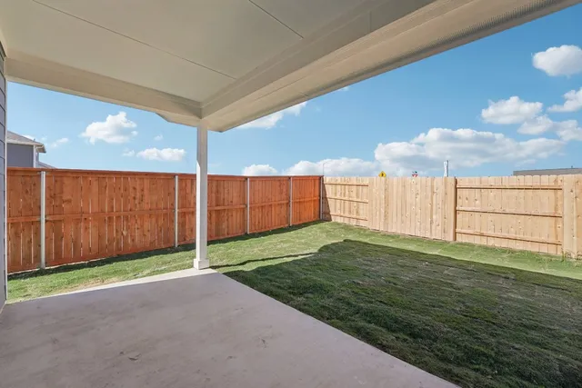 $438,997 | 101 Clover Bend, Liberty Hill, TX 78642