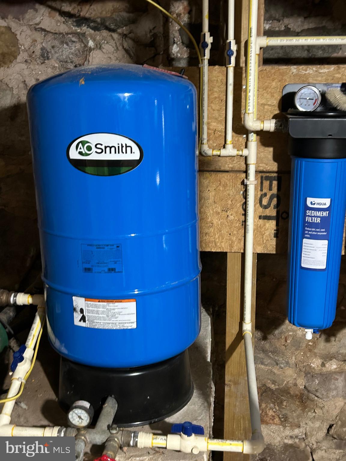 10763 Path Valley Road Fannettsburg, PA 17221 - Photo 32 of 35 a view of a gallery with window