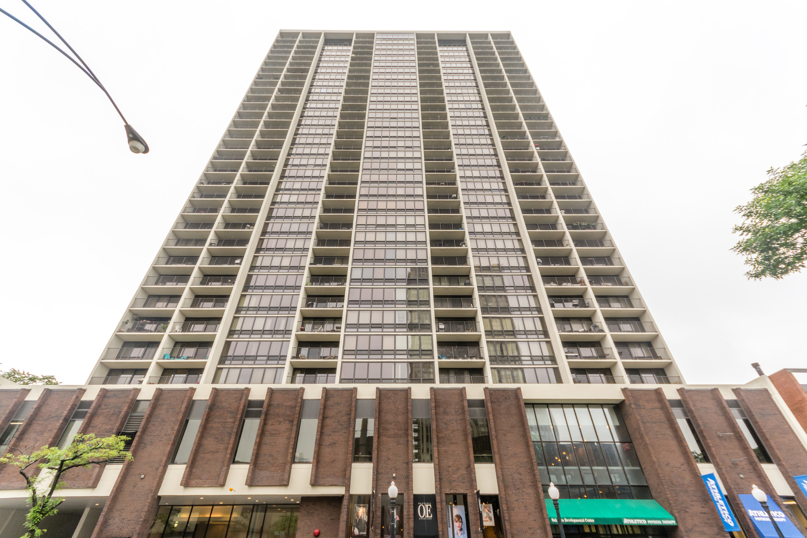 1636 North Wells Street, Unit 2311 Chicago, IL 60614 - Photo 1 of 20