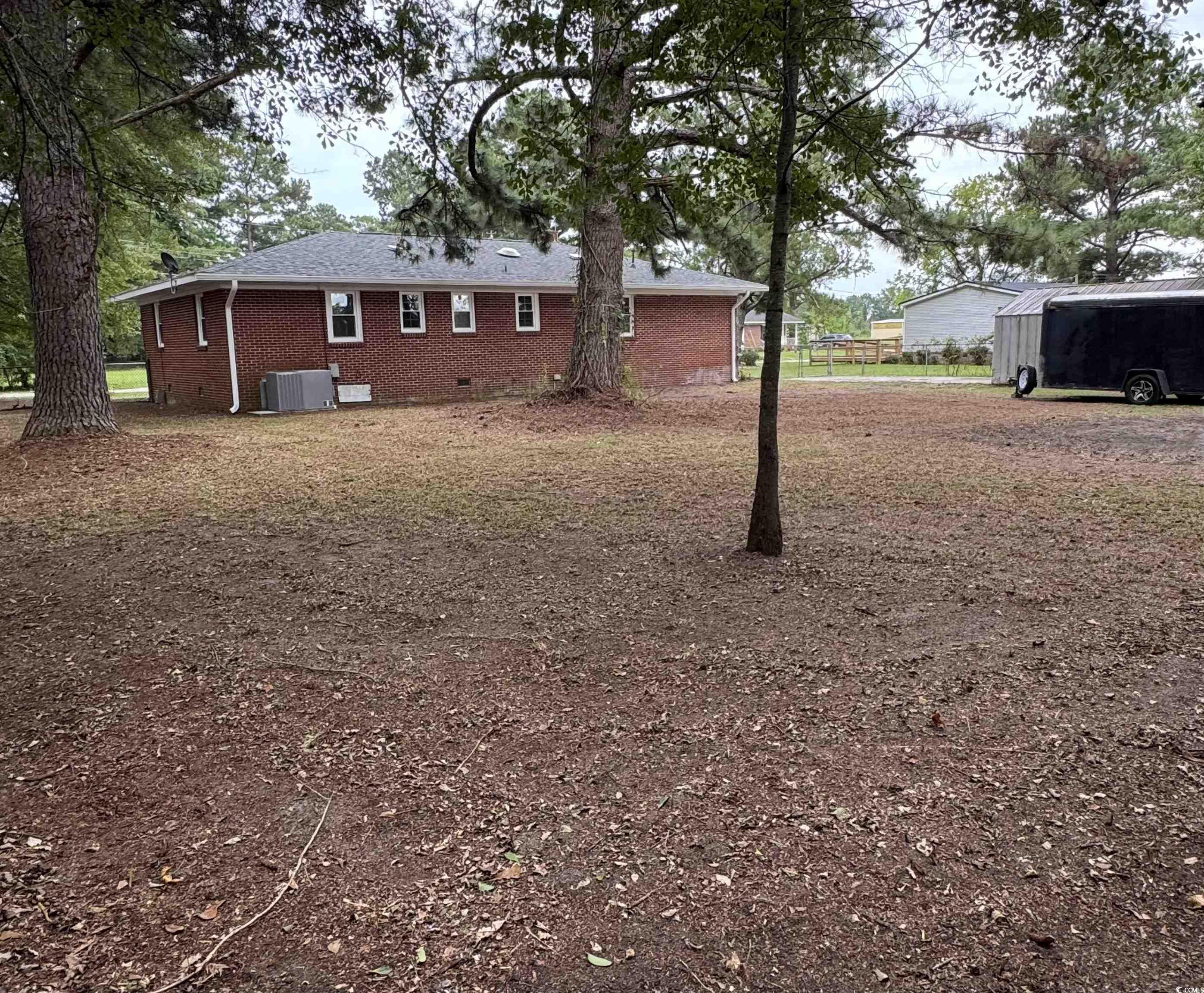 1127 State Rd S-17-640 Dillon, SC 29536 - Photo 8 of 26 View of yard