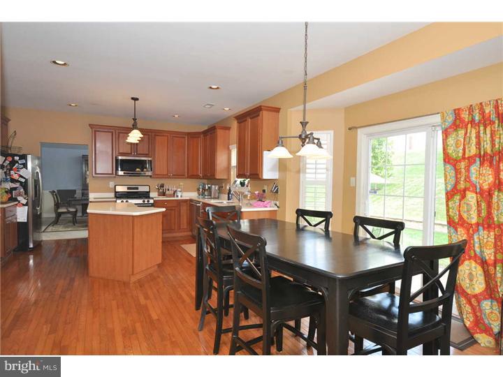 8 Jackson Court Downingtown, PA 19335 - Photo 3 of 25 Kitchen
