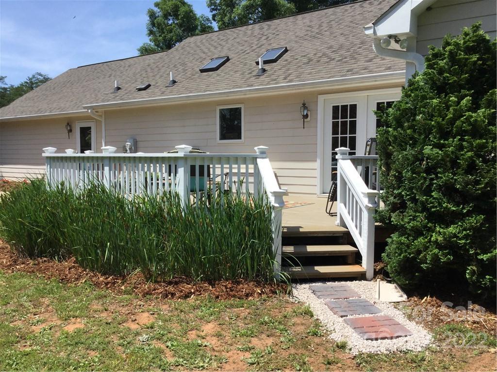 134 V S Dalton Road Rutherfordton, NC 28139 - Photo 11 of 43 a front view of a house with a yard