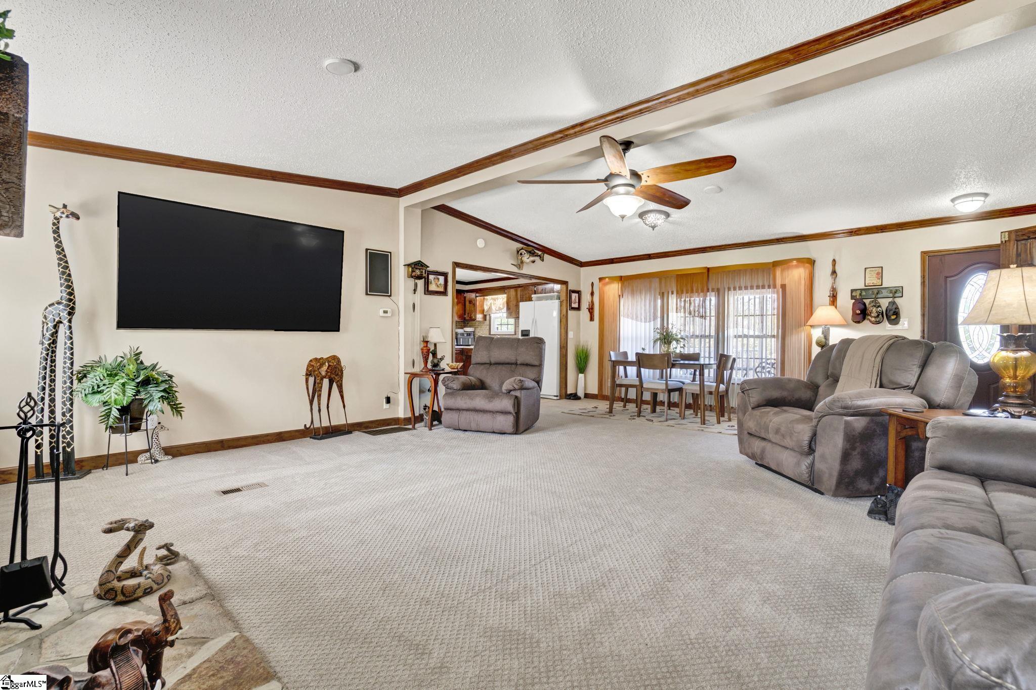 82 Laredo Drive Gray Court, SC 29645 - Photo 7 of 50