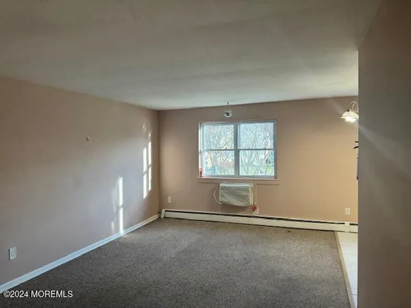 $2,500 | 16 Manchester Court, Unit C, Freehold, NJ 07728