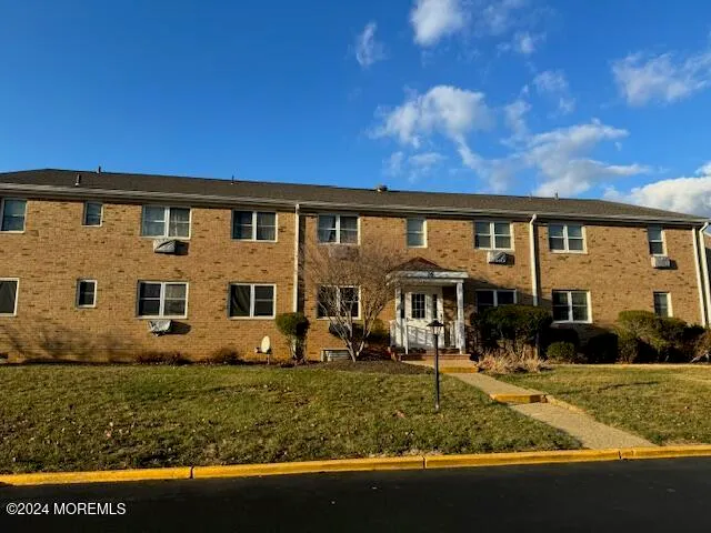 $2,500 | 16 Manchester Court, Unit C, Freehold, NJ 07728