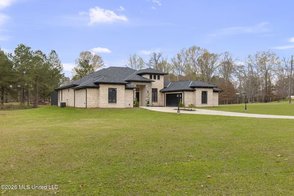 $1,500,000 | 125 Breckenridge Drive, Brandon, MS 39042