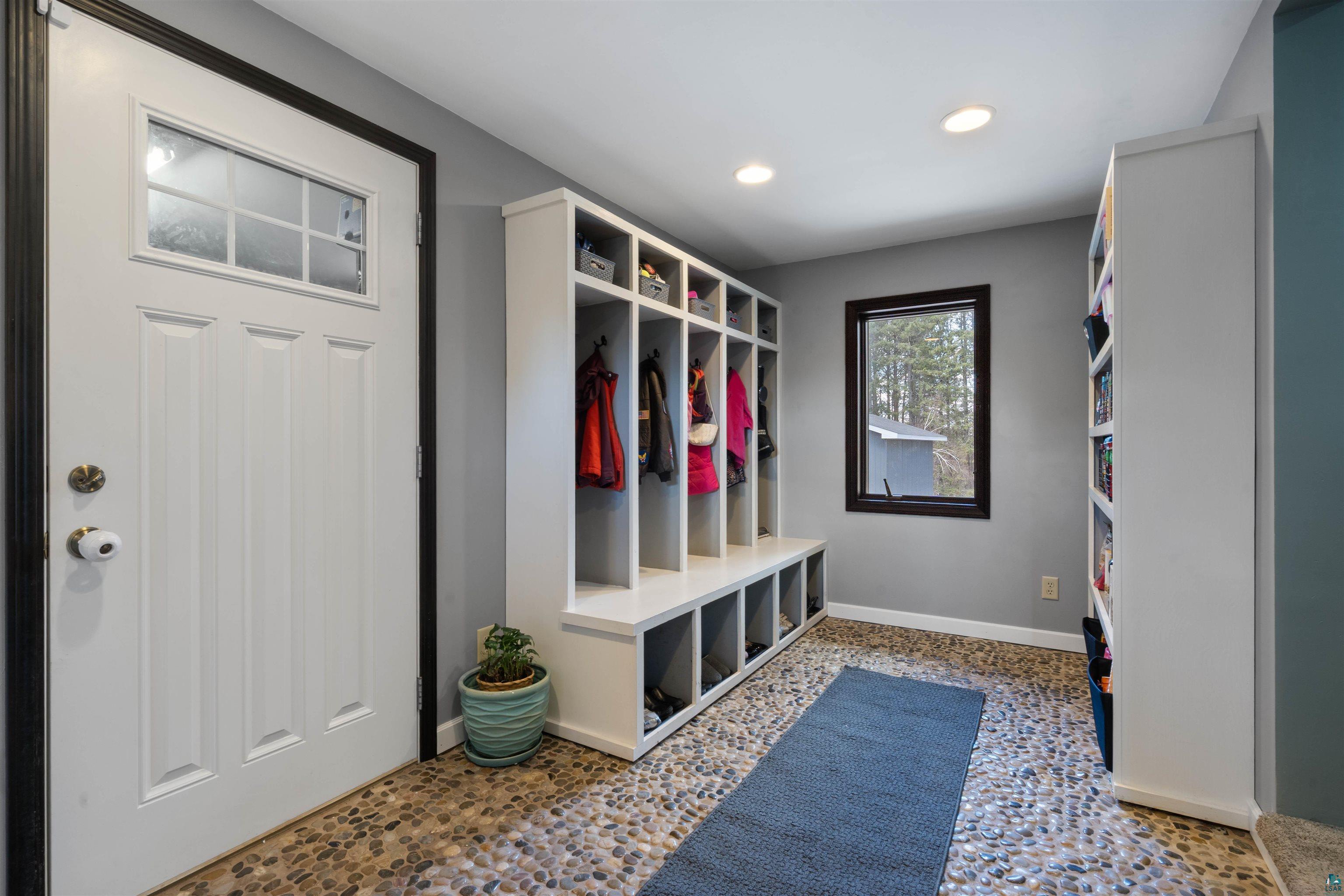 5555 St Louis River Road Hermantown, MN 55810 - Photo 2 of 35