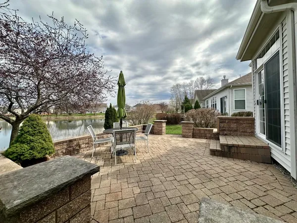 a view of outdoor space yard deck and patio