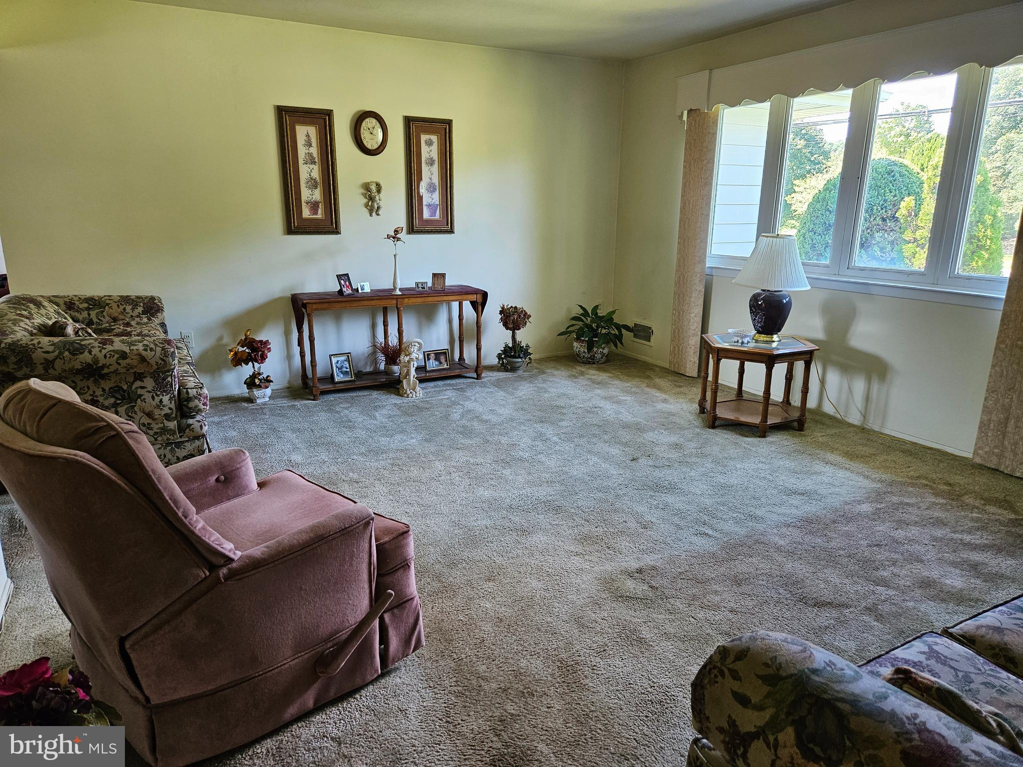 2250 Yardville Hamilton Square Road Hamilton, NJ 08690 - Photo 5 of 24 Gallery Image 5