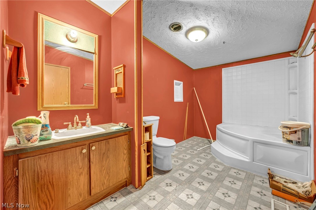 863 Peru Olena Road East, Unit 23 Norwalk, OH 44857 - Photo 14 of 31