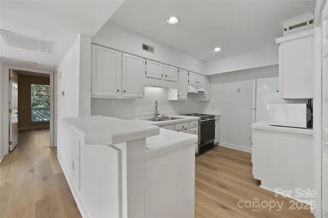 $260,000 | 7429 Ashfield Court, Charlotte, NC 28226