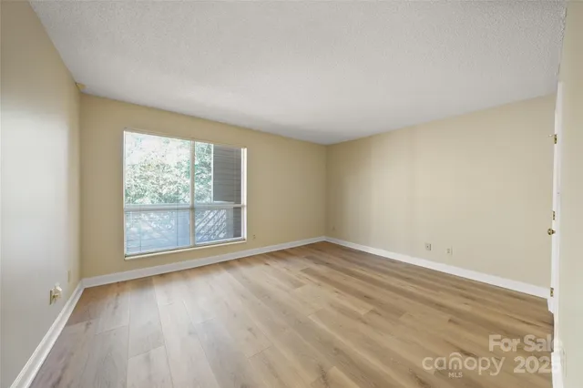 $260,000 | 7429 Ashfield Court, Charlotte, NC 28226