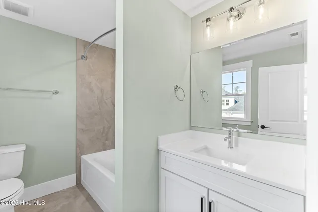 $803,865 | 1943 Redfish Street Southwest, Supply, NC 28462