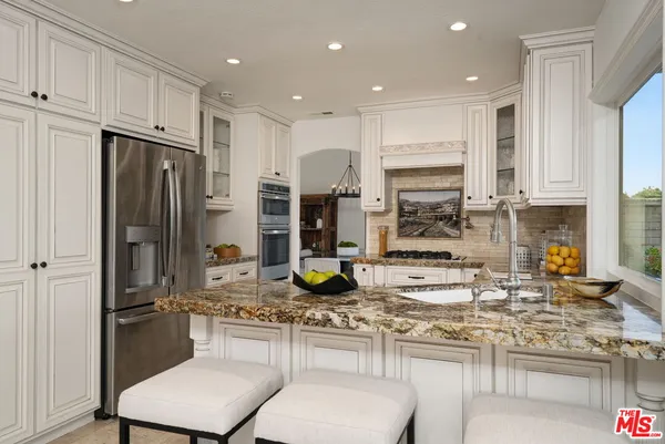 $1,325,000 | 6497 Country Club Drive, La Verne, CA 91750