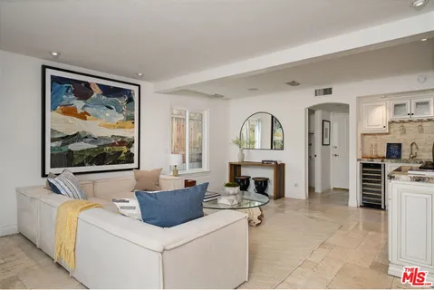 $1,325,000 | 6497 Country Club Drive, La Verne, CA 91750