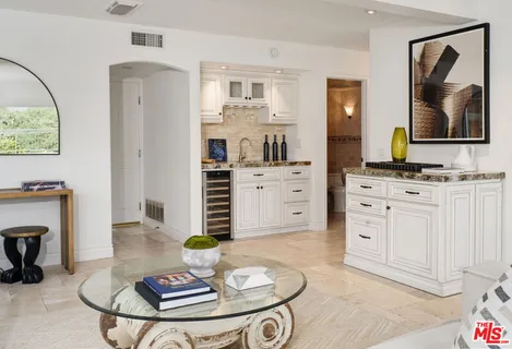 $1,325,000 | 6497 Country Club Drive, La Verne, CA 91750