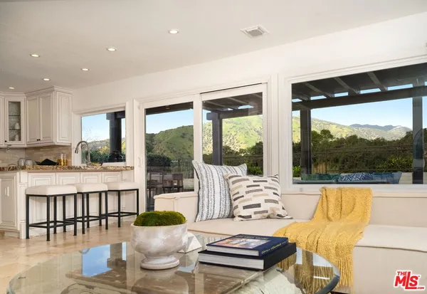 $1,325,000 | 6497 Country Club Drive, La Verne, CA 91750