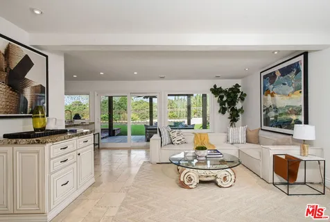 $1,325,000 | 6497 Country Club Drive, La Verne, CA 91750