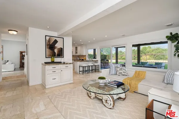 $1,325,000 | 6497 Country Club Drive, La Verne, CA 91750