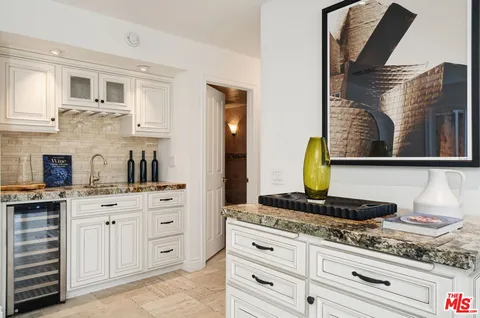 $1,325,000 | 6497 Country Club Drive, La Verne, CA 91750