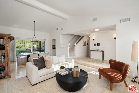 $1,325,000 | 6497 Country Club Drive, La Verne, CA 91750