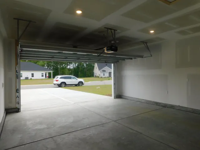 $2,100 | 976 Maya Layne Drive, Unit CREEKSIDE POINT, Little River, SC 29566