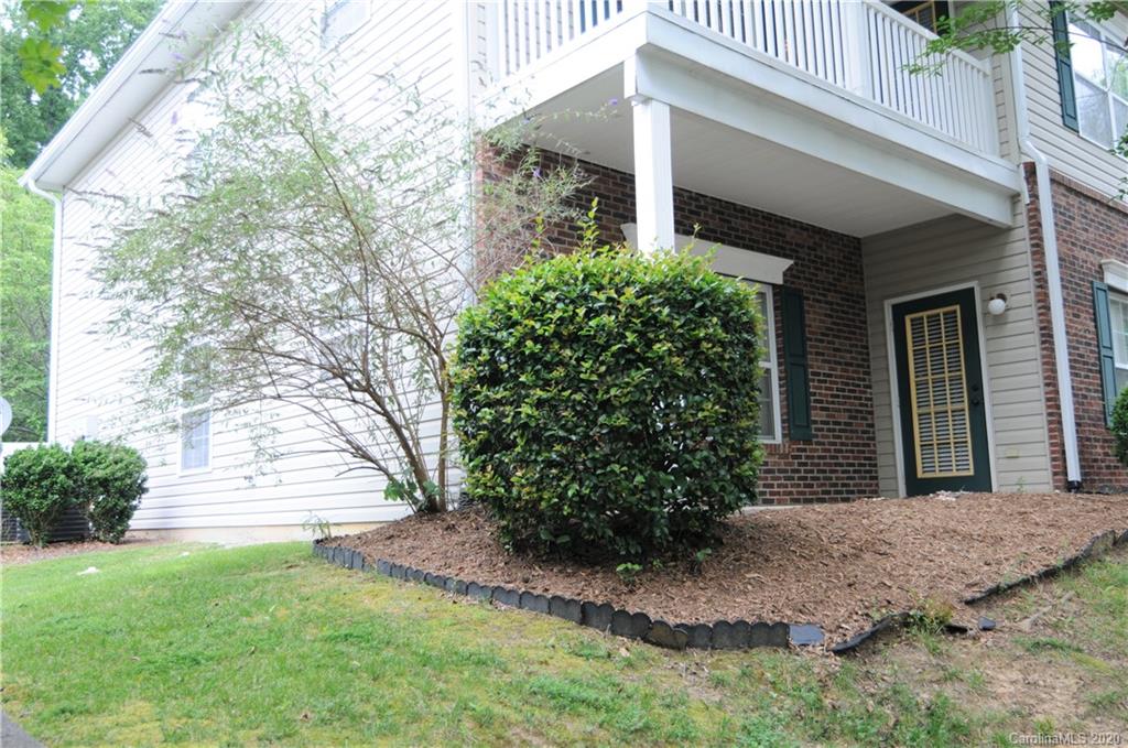 21253 Hickory Street Cornelius, NC 28031 - Photo 2 of 19