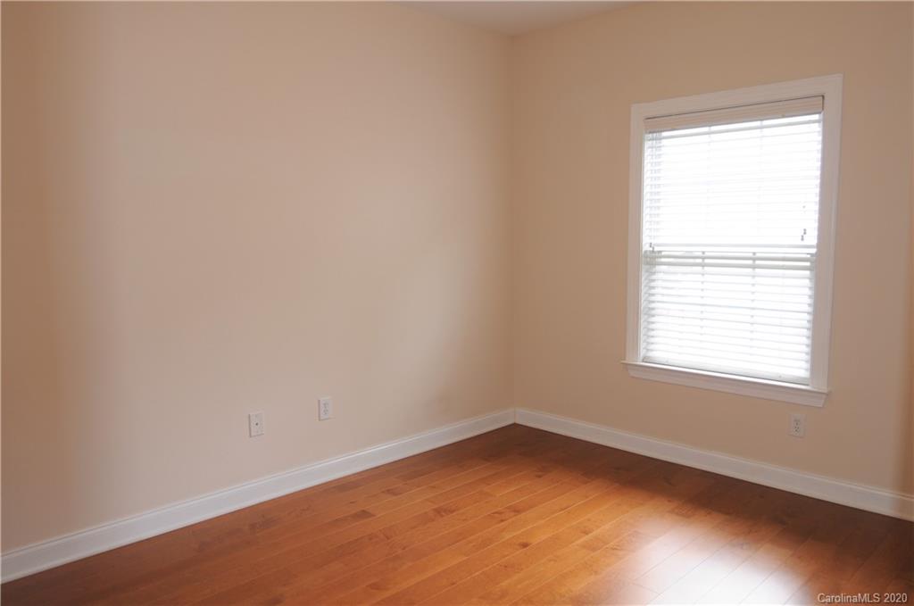 21253 Hickory Street Cornelius, NC 28031 - Photo 7 of 19