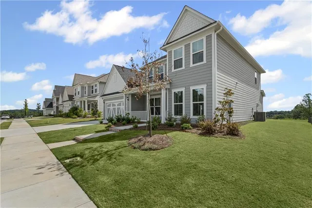 $576,660 | 7144 Maple Brook Lane, Flowery Branch, GA 30542