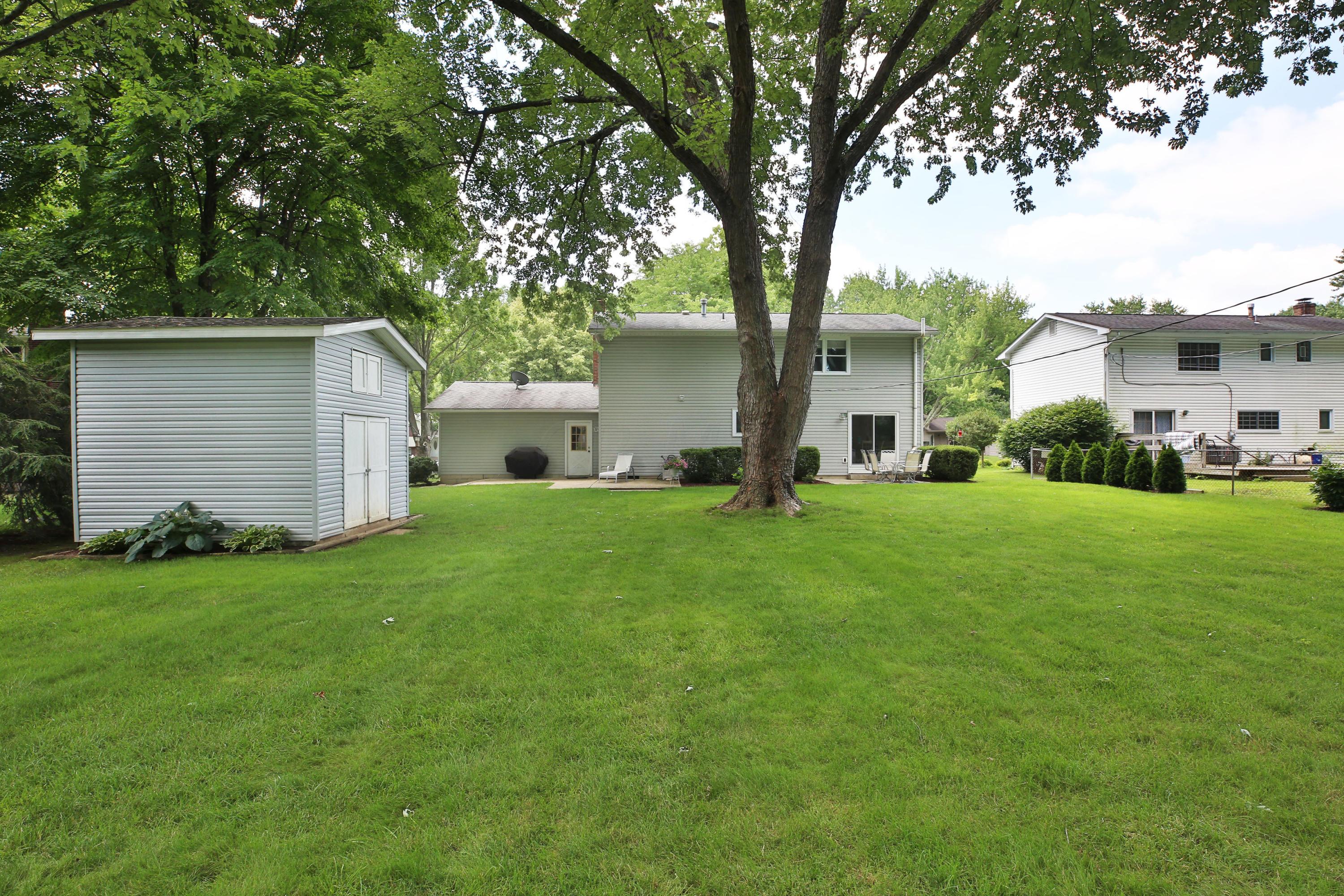 2454 Merbrook Road Columbus, OH 43235 - Photo 35 of 40 Gallery Image 35