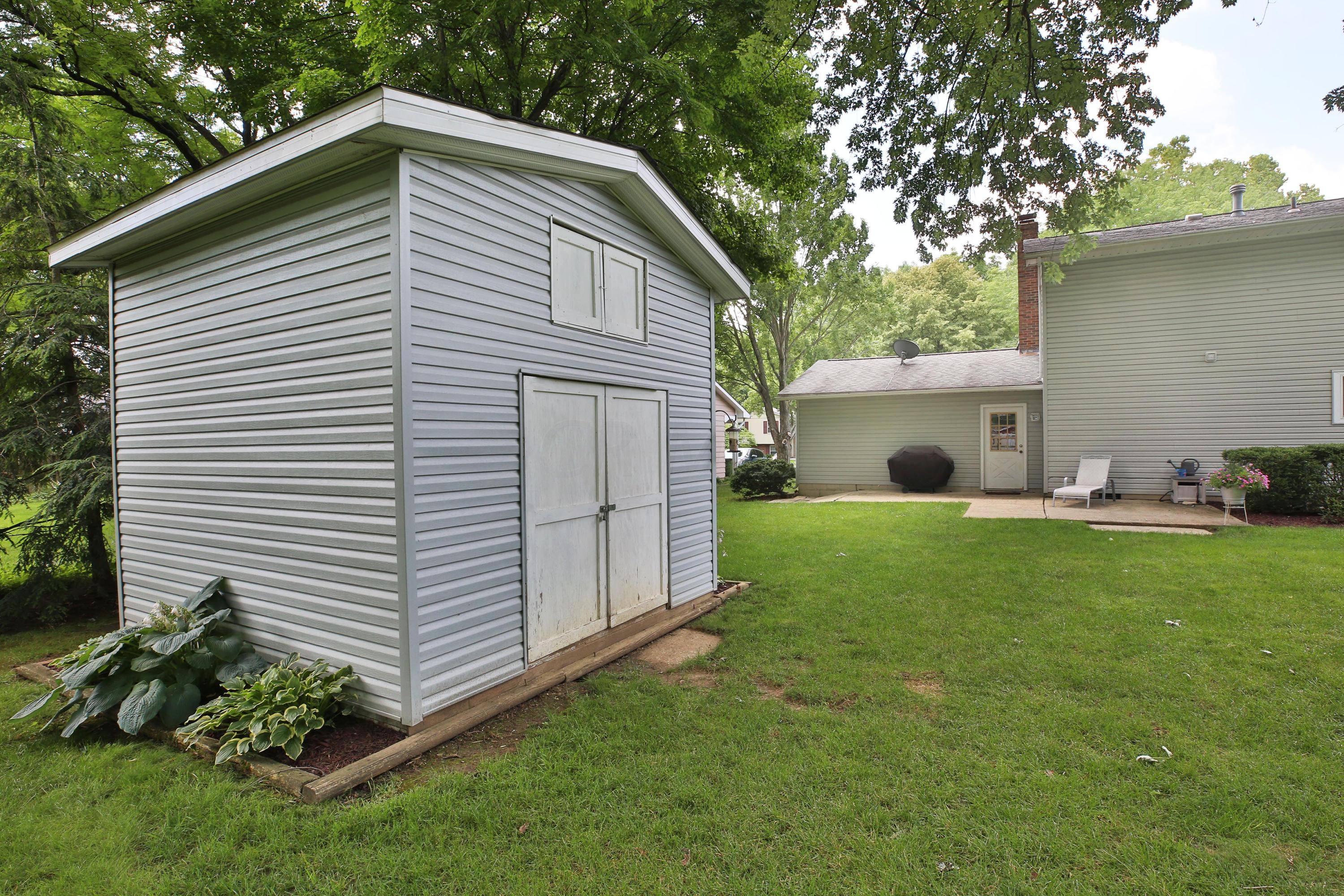 2454 Merbrook Road Columbus, OH 43235 - Photo 36 of 40 Gallery Image 36