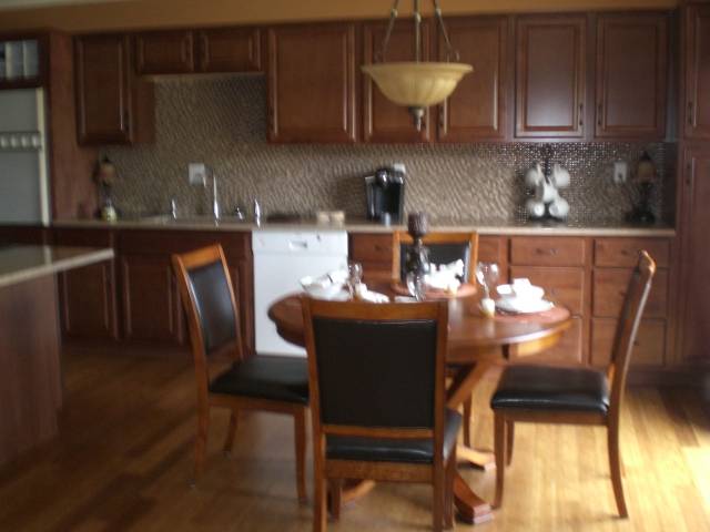 1675 Riverside Drive Rochester, MI 48309 - Photo 3 of 13 31064588-2.JPG