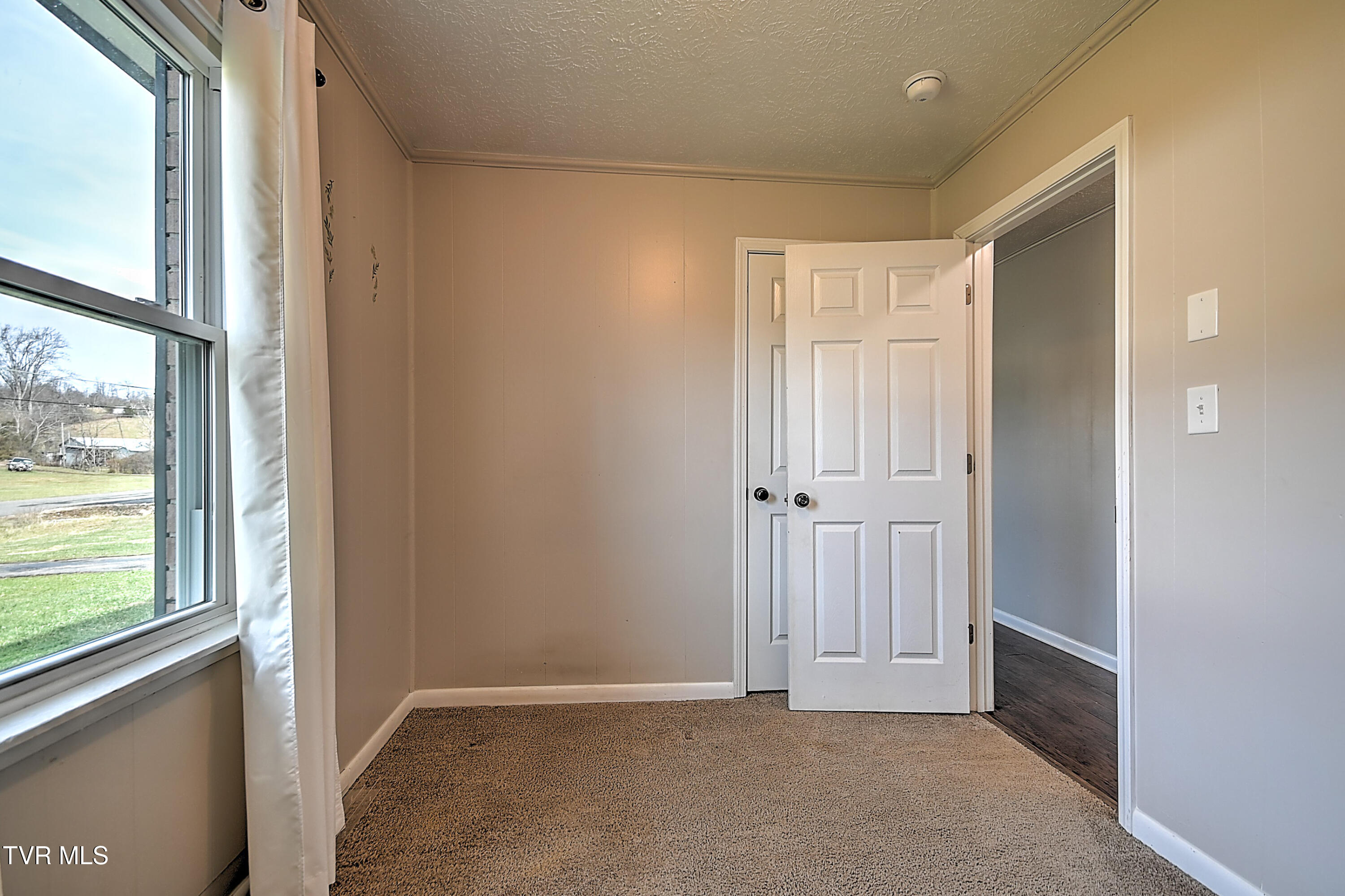 8796 Rich Valley Road Bristol, VA 24202 - Photo 22 of 33 8796 Rich Valley CS-18