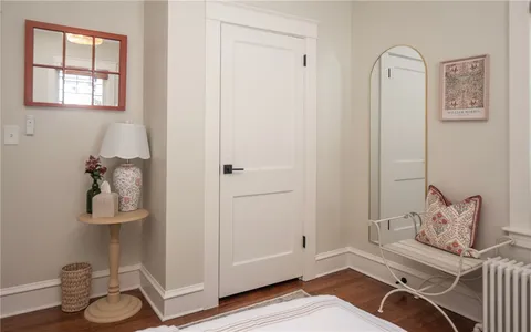 $10,000 | 26 Vernon Avenue, Newport, RI 02840