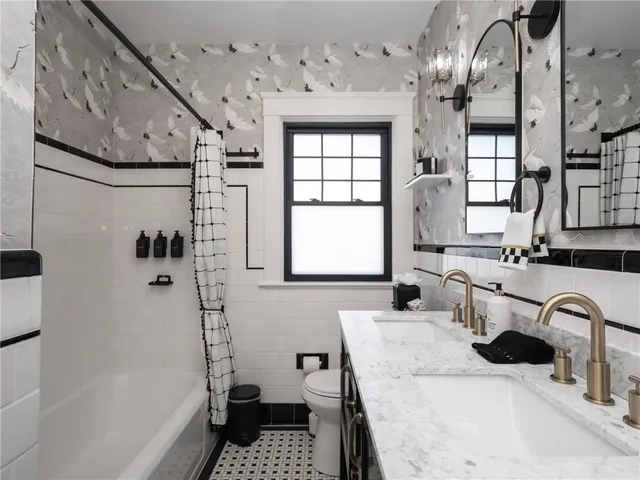 $10,000 | 26 Vernon Avenue, Newport, RI 02840