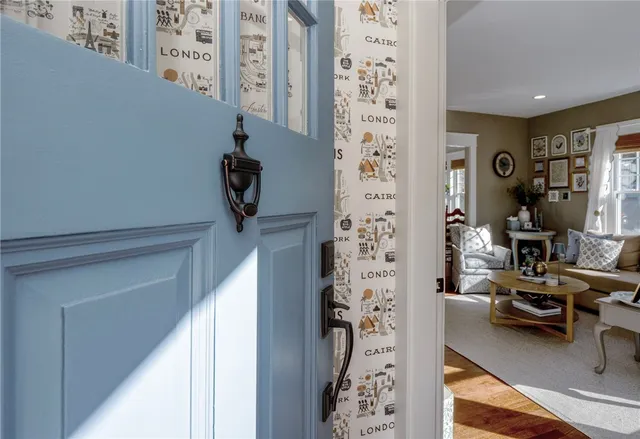 $10,000 | 26 Vernon Avenue, Newport, RI 02840