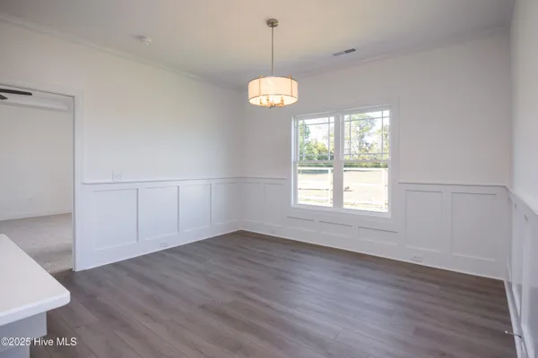 $347,500 | 107 Sunny Acres Lane, Clinton, NC 28328