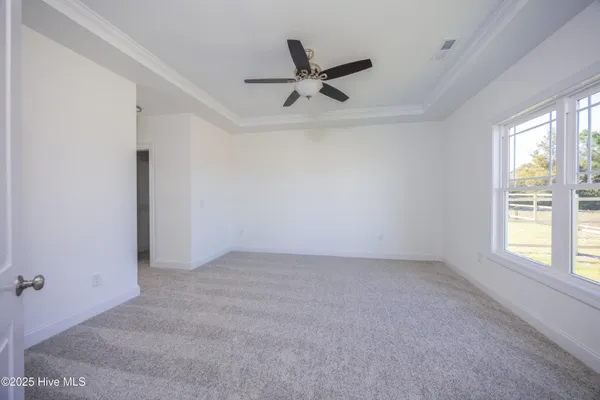 $347,500 | 107 Sunny Acres Lane, Clinton, NC 28328