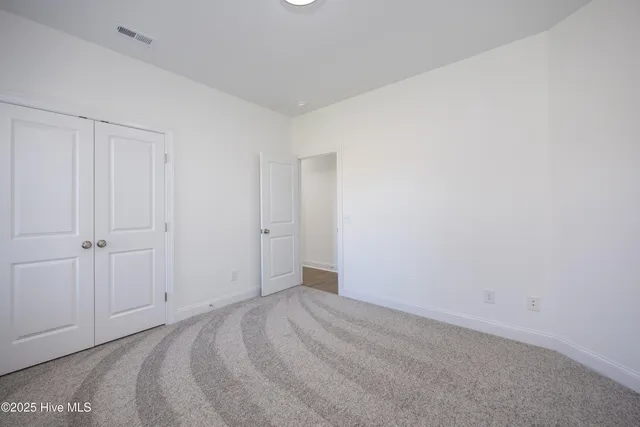 $347,500 | 107 Sunny Acres Lane, Clinton, NC 28328